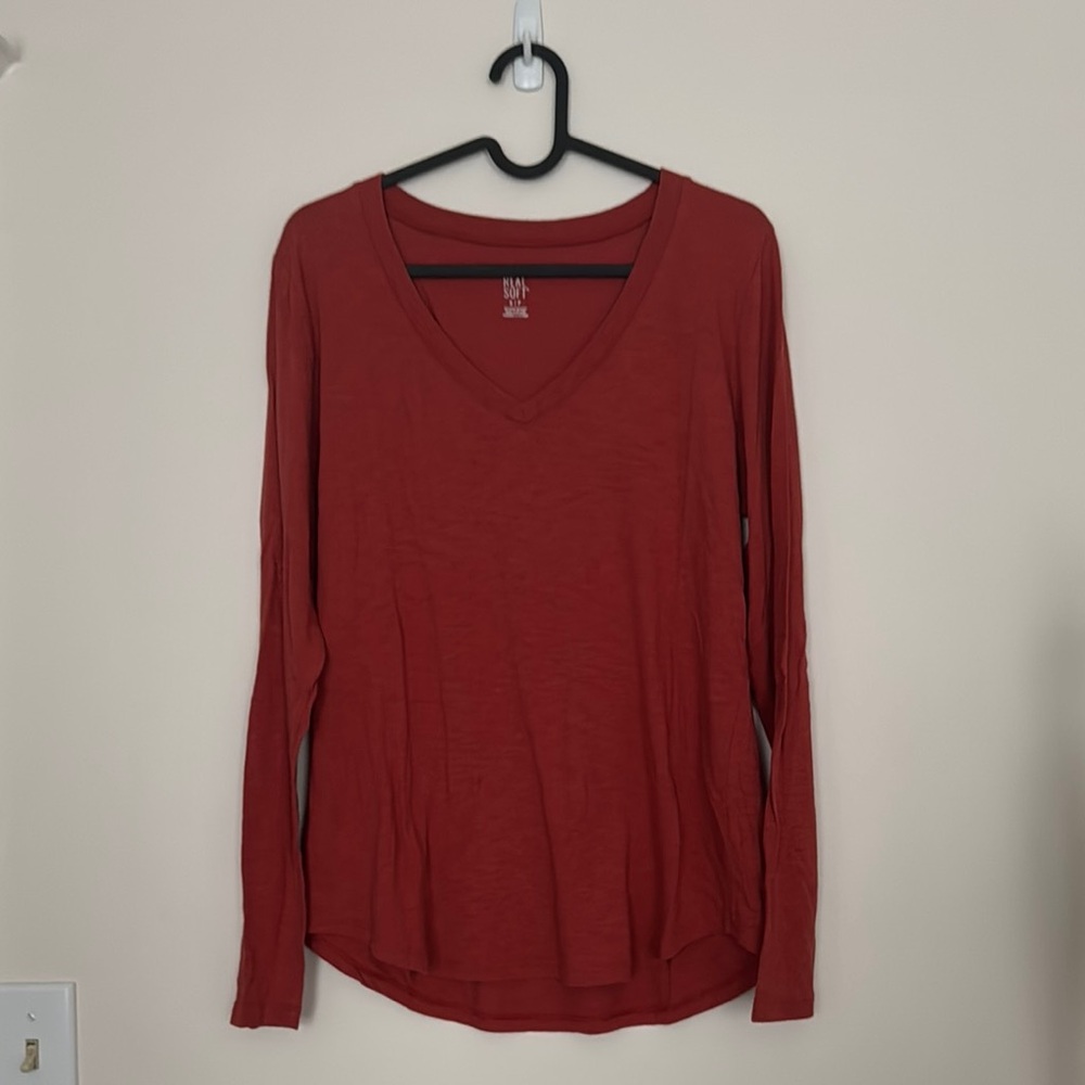 Aerie Red Fitted Long Sleeve Tshirt